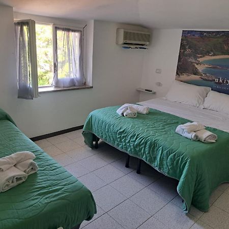 B&B Decarlo Property Тропеа Екстериор снимка