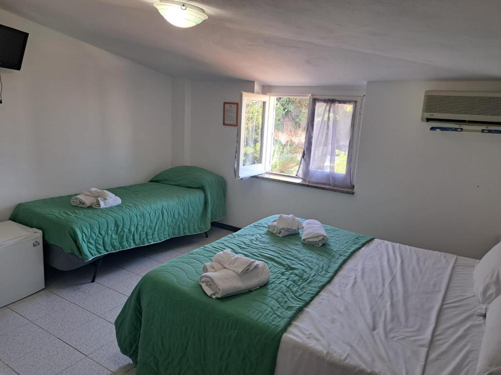 B&B Decarlo Property Тропеа Екстериор снимка