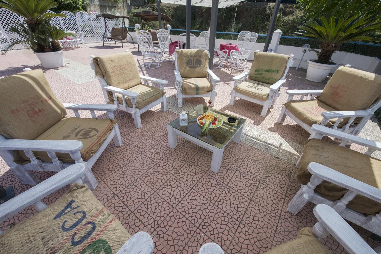 B&B Decarlo Property Тропеа Екстериор снимка