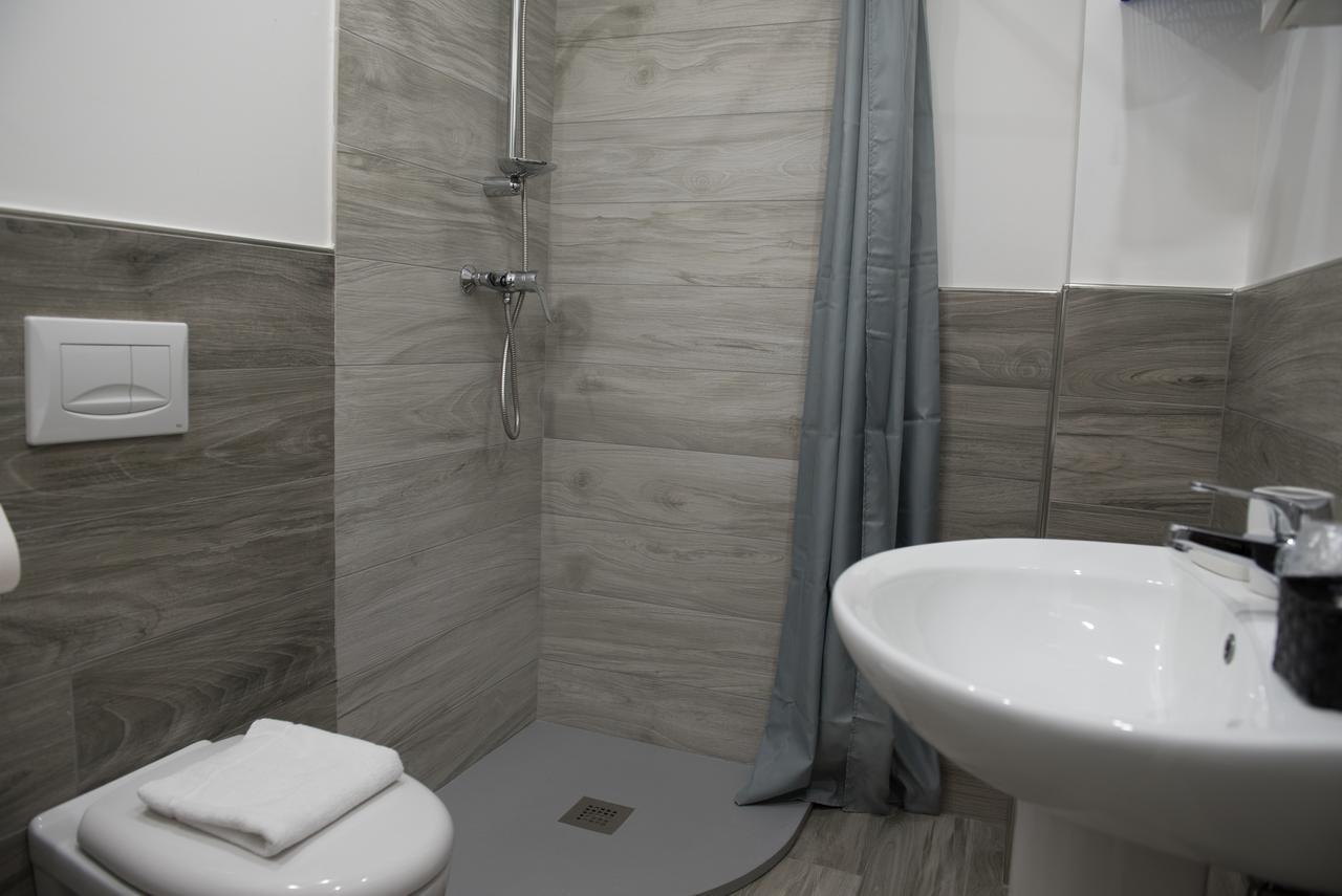 B&B Decarlo Property Тропеа Екстериор снимка